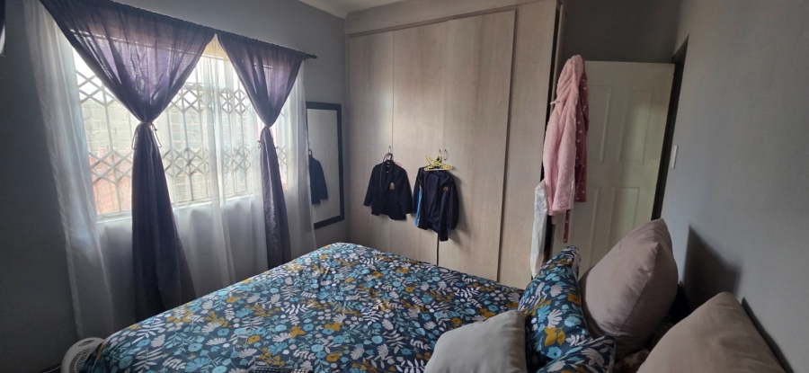 2 Bedroom Property for Sale in De Beers Northern Cape